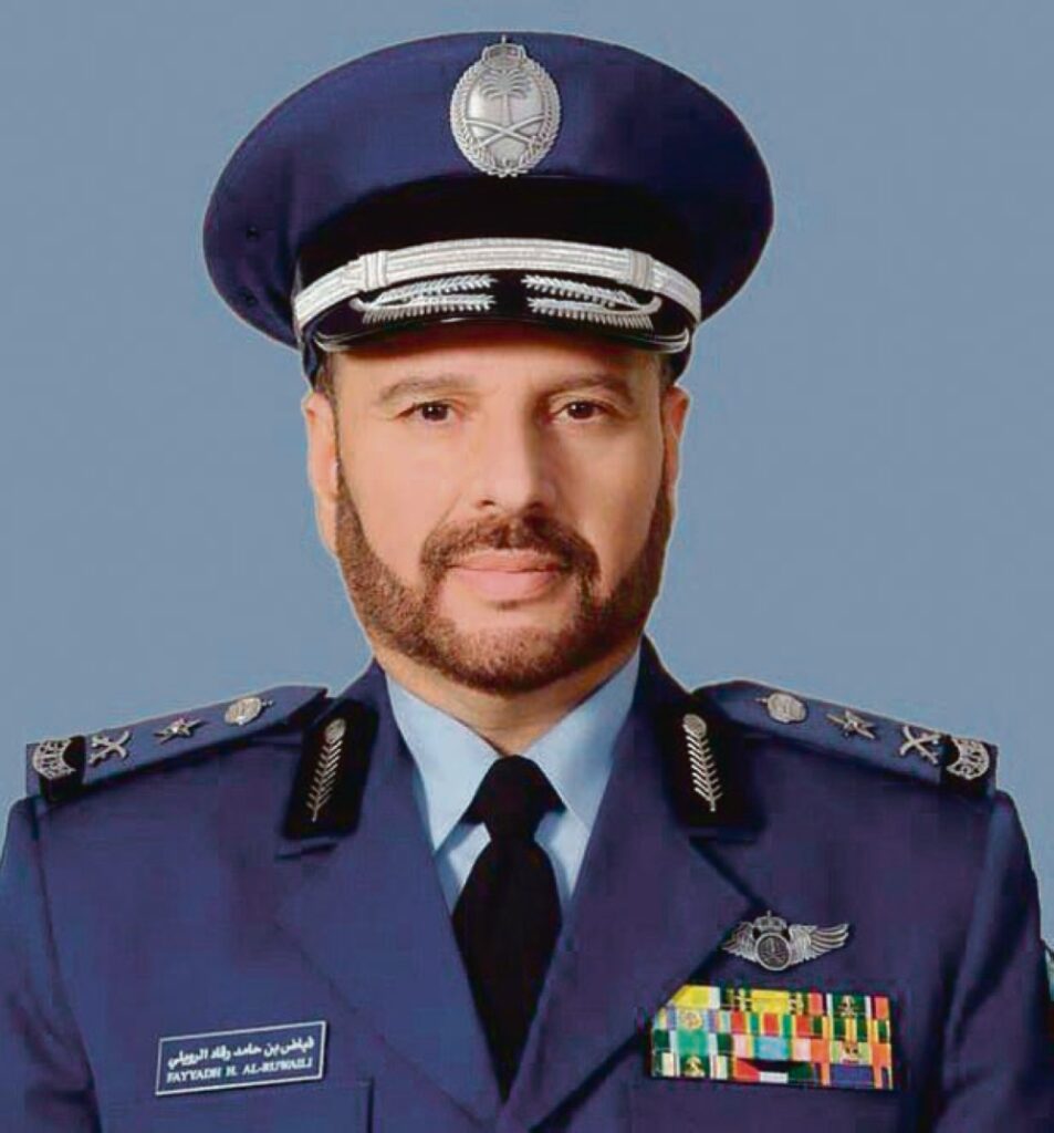 رئيس-هيئة-الأركان-يلتقي-نظيره-البحريني-على-هامش-فعاليات-معرض-الدفاع-العالمي