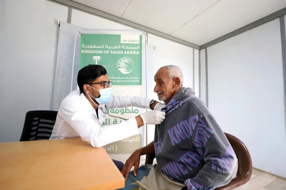 عيادة-“الملك-سلمان-للإغاثة”-في-حجة-تقدم-خدماتها-لـ-355-مستفيدًا