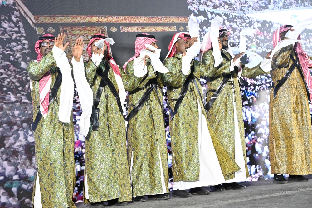 ليالي-المحافظات.-عروض-تراثية-وثقافية-بمشاركة-الطوال-في-مهرجان-جازان