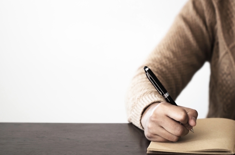 عاجل:-حقوق-أبدية-للمؤلف-وبطلان-التنازل.-والسجن-وغرامة-مليون-ريال-للمخالفين