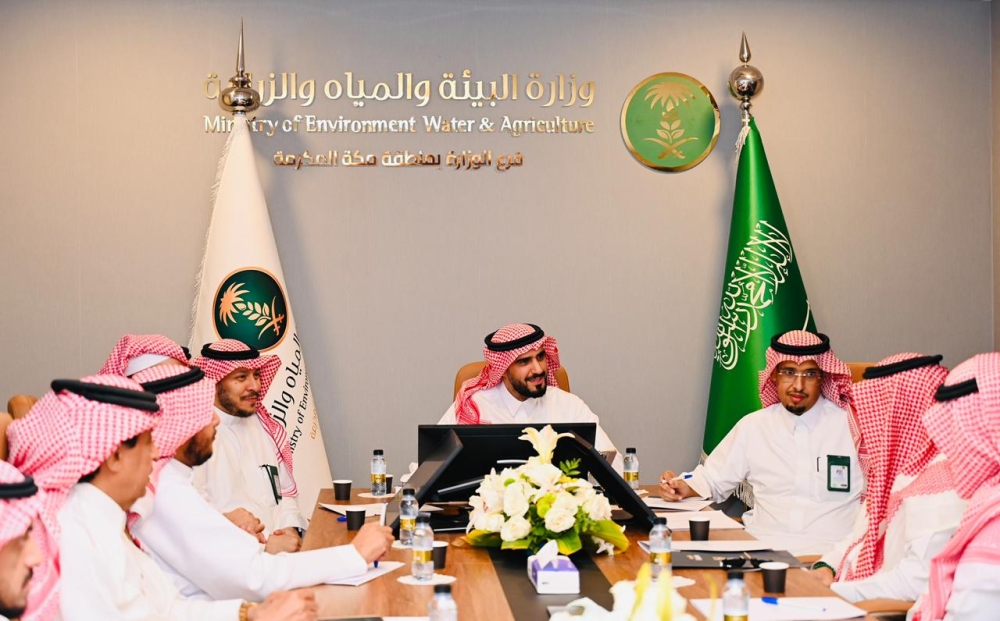 “‏بيئة-مكة”-تبحث-مع-المستثمرين-تعزيز-كفاءة-سلاسل-الإمداد-الغذائي-لضمان-وفرة-المنتجات