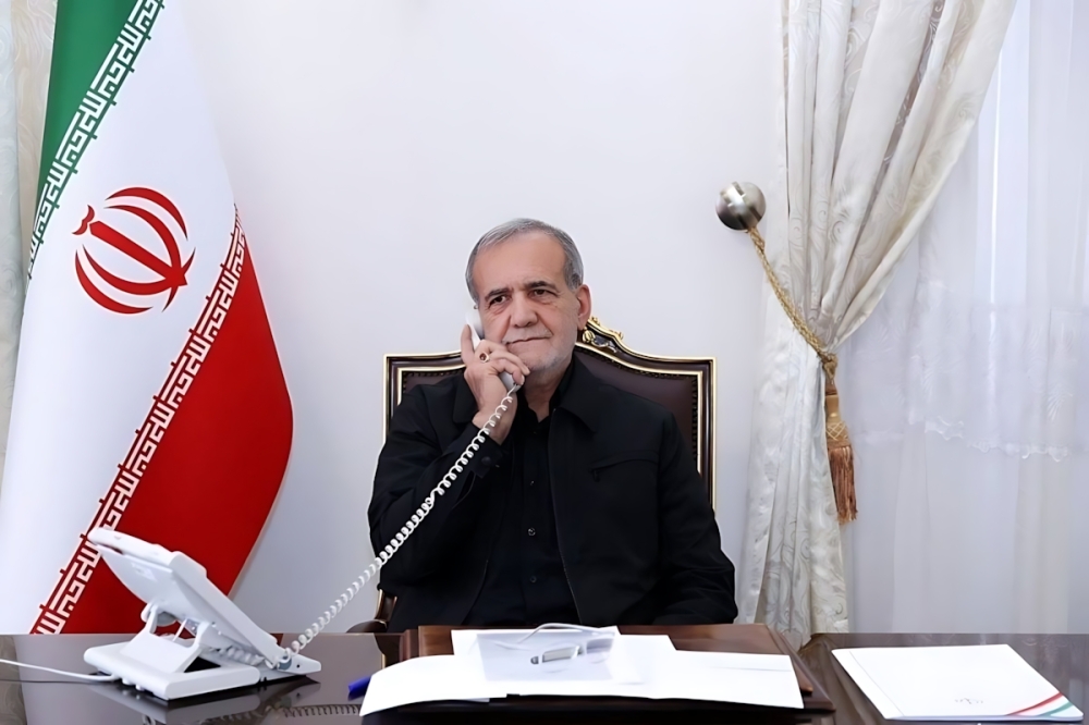 بزشكيان: إيران مستعدة للسماح بالتحقق من عدم سعيها لتطوير سلاح نووي 56 بزشكيان:-إيران-مستعدة-للسماح-بالتحقق-من-عدم-سعيها-لتطوير-سلاح-نووي