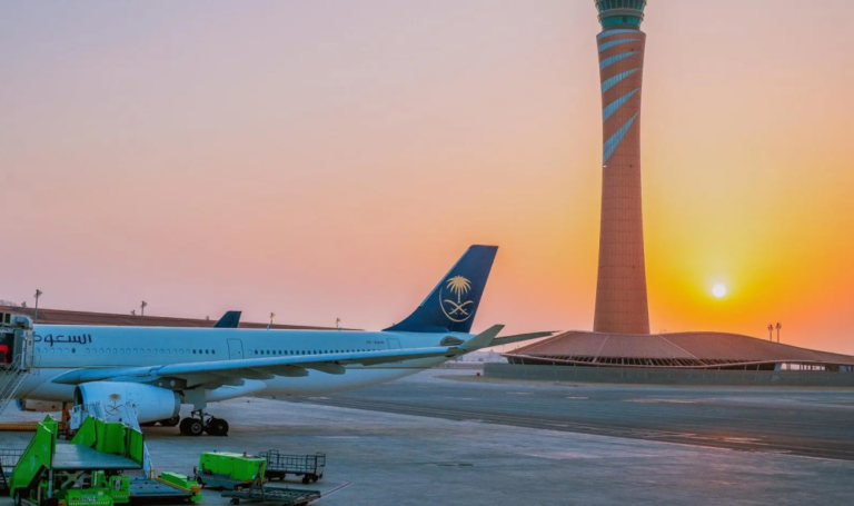 خلال-رمضان.-جاهزية-مطارات-المملكة-لموسم-ذروة-العمرة