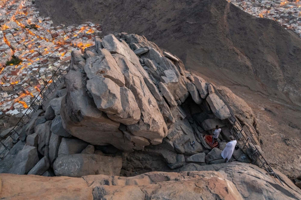 "مكة والمدينة بعيون جديدة: تجربة "تصوّر" تُعيد رسم التفاصيل" 20 ”تصوّر“.-تجربة-تعيد-اكتشاف-معالم-مكة-والمدينة-من-منظور-مختلف