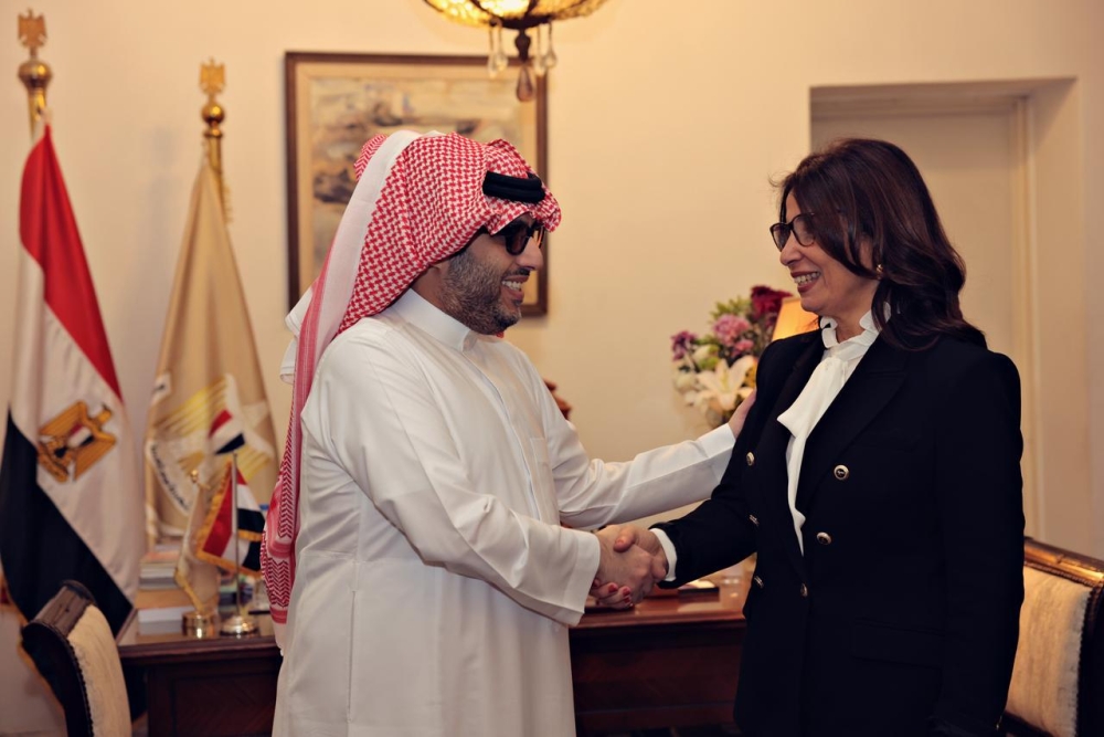 آل الشيخ ضيفاً لدى وزيرة الثقافة المصرية 6 بالصور.-وزيرة-الثقافة-المصرية-تستقبل-المستشار-تركي-آل-الشيخ