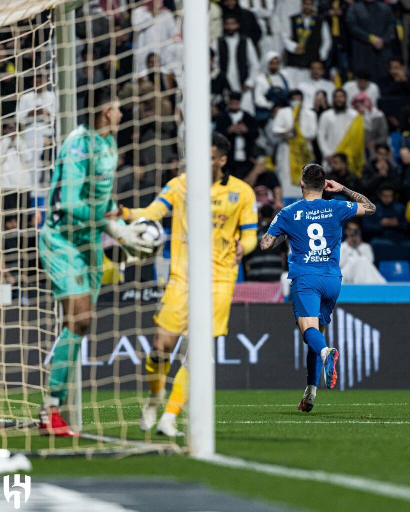 الهلال يعاني من إصابات ثلاثية قبل مواجهة الشباب الحاسمة. 48 عاجل.-3-إصابات-تضرب-الهلال-في-مباراة-التعاون-وغموض-موقفهم-من-لقاء-الشباب