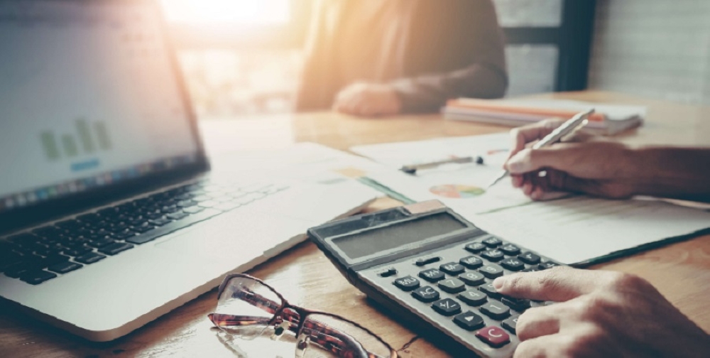 تأمين السيارات: 5 ملايين ريال كحد أدنى.. ولا للتأمين الإلزامي طويل الأجل. 2 5-ملايين-ريال-حد-أدنى-لرأس-مال-التأمين-المقيّد.-وحظر-“التأمين”-الإلزامي-وطويل-الأجل