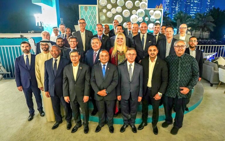 إنتركونتيننتال ينظم أمسية سحور للسفراء والدبلوماسيين في " بيبلوس سور مير” 7 IMG 20260227 WA00001