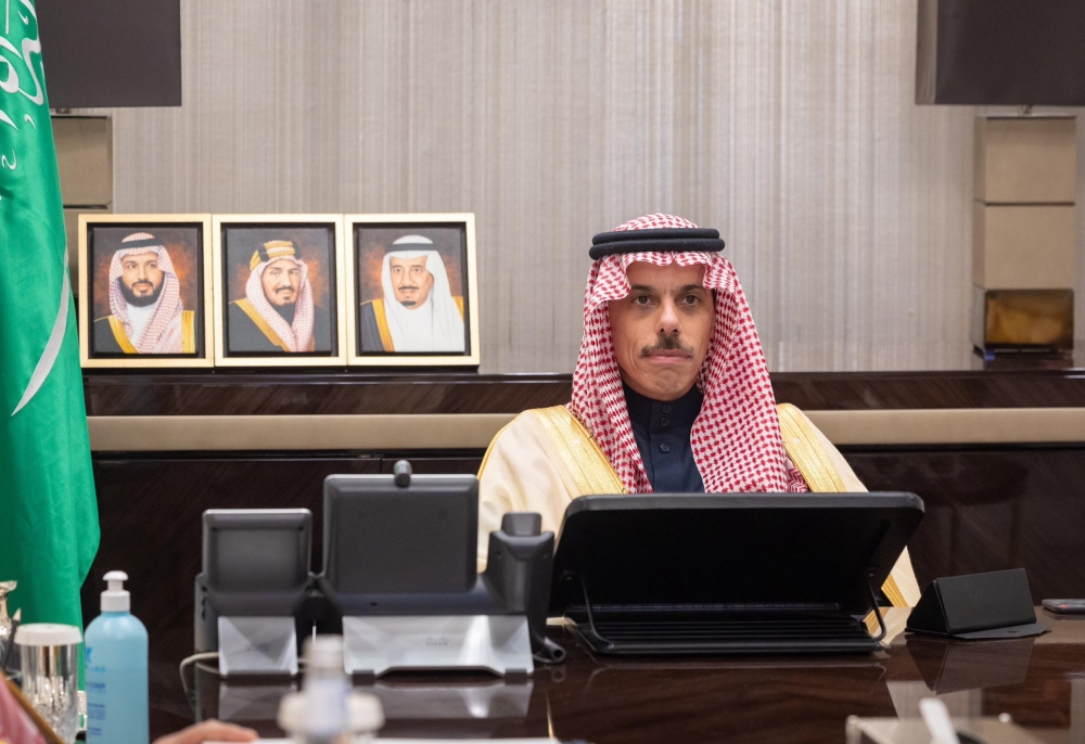 وزير الخارجية يبحث هاتفيًا تطورات الأحداث في المنطقة مع عدد من نظرائه 3 وزير-الخارجية-يبحث-هاتفيًا-تطورات-الأحداث-في-المنطقة-مع-عدد-من-نظرائه