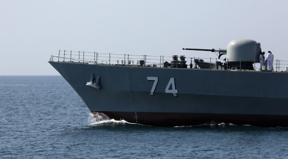 بعد إغراق فرقاطة.. توجّه سفينة حربية إيرانية ثانية إلى سريلانكا 56 بعد-إغراق-فرقاطة.-توجّه-سفينة-حربية-إيرانية-ثانية-إلى-سريلانكا