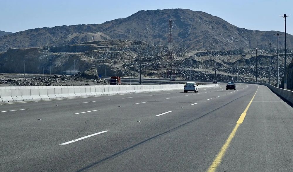 الطرق: تأهيل 3 تحالفات جديدة لتشغيل مناطق خدمات طريق جدة مكة الجديد 32 الطرق:-تأهيل-3-تحالفات-جديدة-لتشغيل-مناطق-خدمات-طريق-جدة-مكة-الجديد