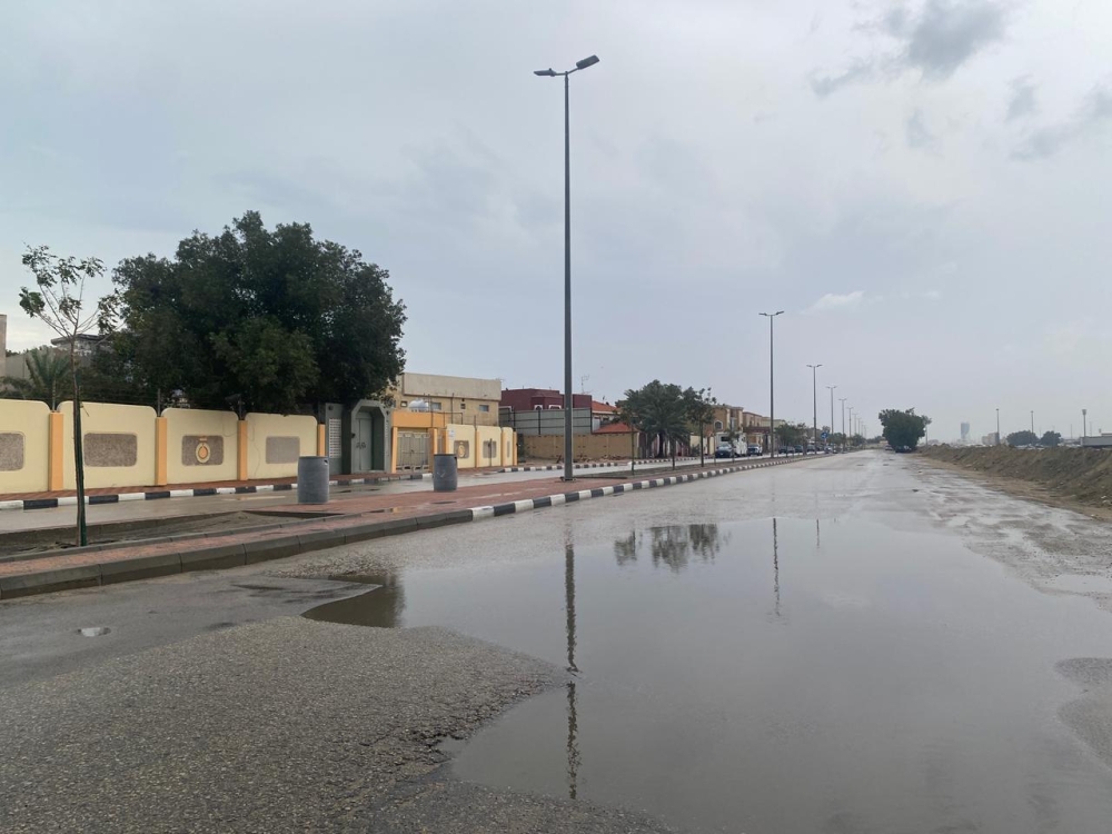 عاجل - إنذار أحمر.. أمطار غزيرة على أجزاء من 3 مناطق اليوم الجمعة 34 عاجل-–-إنذار-أحمر.-أمطار-غزيرة-على-أجزاء-من-3-مناطق-اليوم-الجمعة