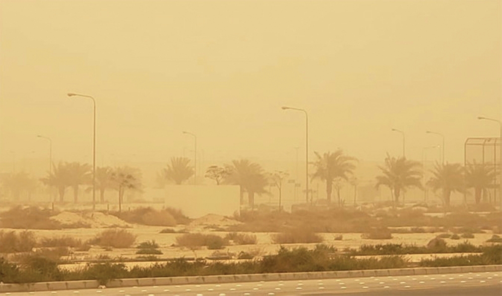 حتى 7 مساءً.. "الأرصاد" ينبه من رياح شديدة على حائل تحد من الرؤية 54 حتى-7-مساءً.-“الأرصاد”-ينبه-من-رياح-شديدة-على-حائل-تحد-من-الرؤية