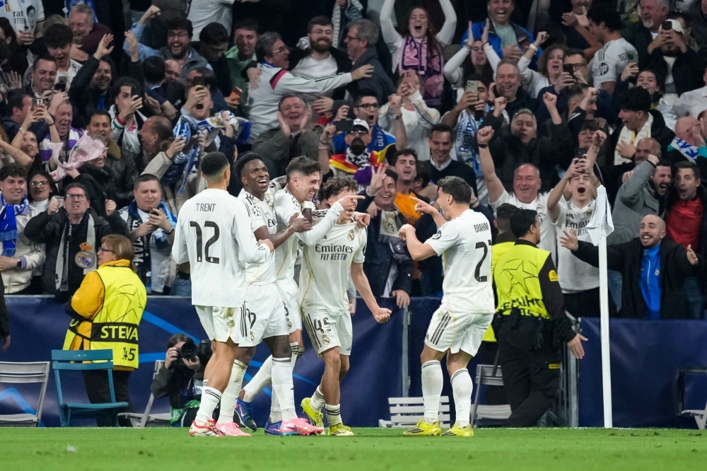 عاجل.. فالفيردي يقود ريال مدريد للفوز بثلاثية أمام مانشستر سيتي 47 عاجل.-فالفيردي-يقود-ريال-مدريد-للفوز-بثلاثية-أمام-مانشستر-سيتي