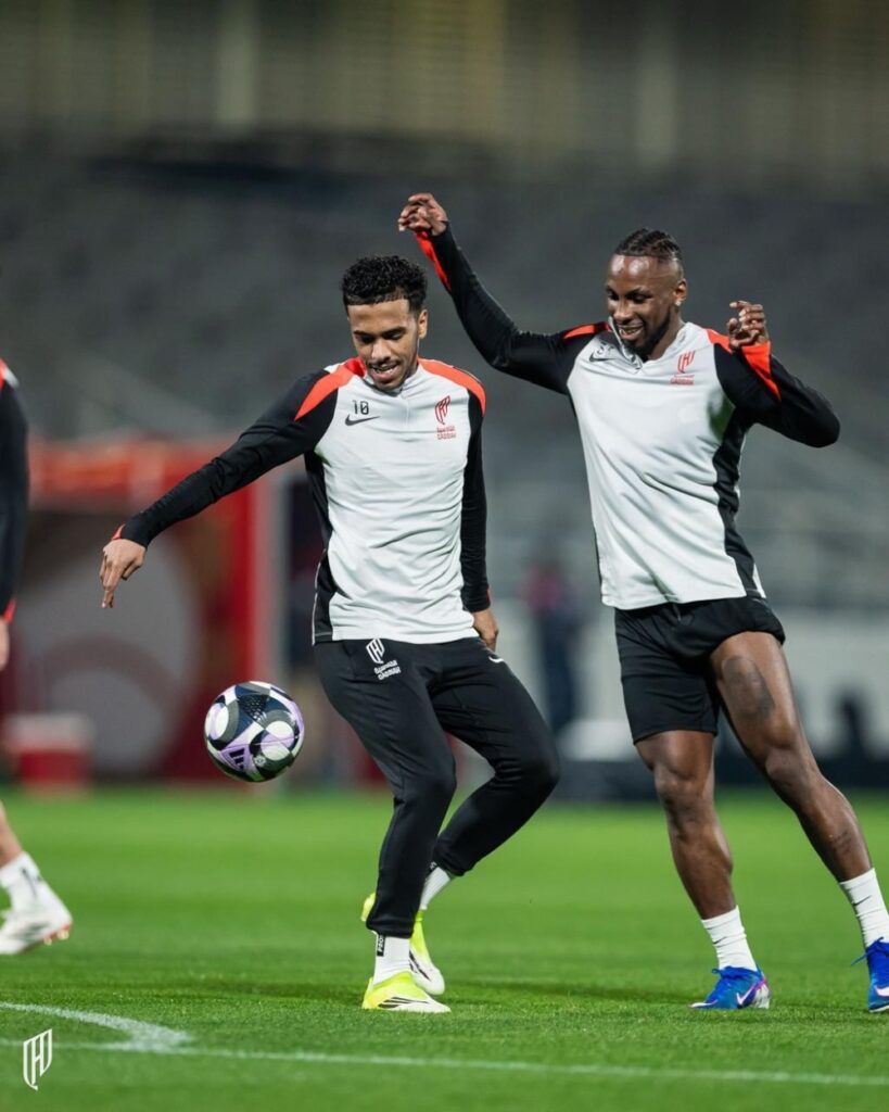 بالقوة الضاربة.. القادسية يختتم استعداداته لمواجهة الأهلي 45 بالقوة-الضاربة.-القادسية-يختتم-استعداداته-لمواجهة-الأهلي