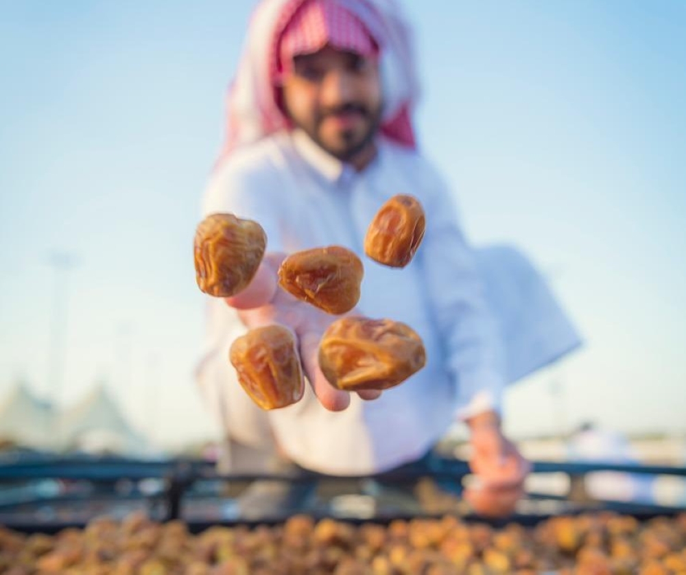 157 ألف طن إنتاج حائل والجوف وعسير من التمور محليًا 12 157-ألف-طن-إنتاج-حائل-والجوف-وعسير-من-التمور-محليًا