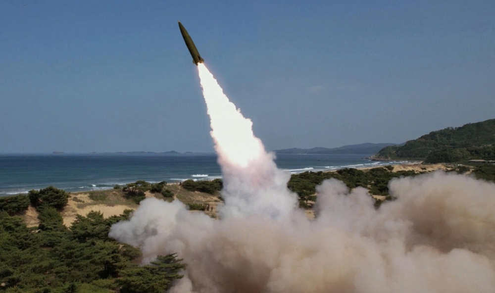 بيونغ يانغ تكشف عن جيل جديد من قاذفات الصواريخ. 56 كوريا-الشمالية-تجري-تجارب-باستخدام-قاذفات-الصواريخ-“الأكثر-تطورا”