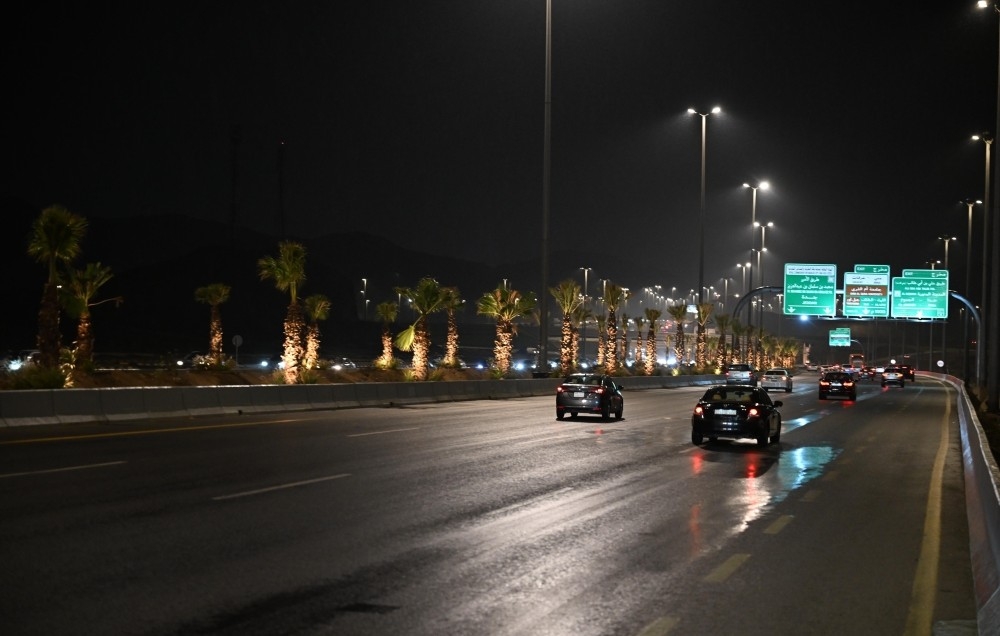 هطول أمطار في 9 مناطق.. وعسير تسجّل أعلى كمية بـ 52,0 ملم 1 هطول-أمطار-في-9-مناطق.-وعسير-تسجّل-أعلى-كمية-بـ-52,0-ملم