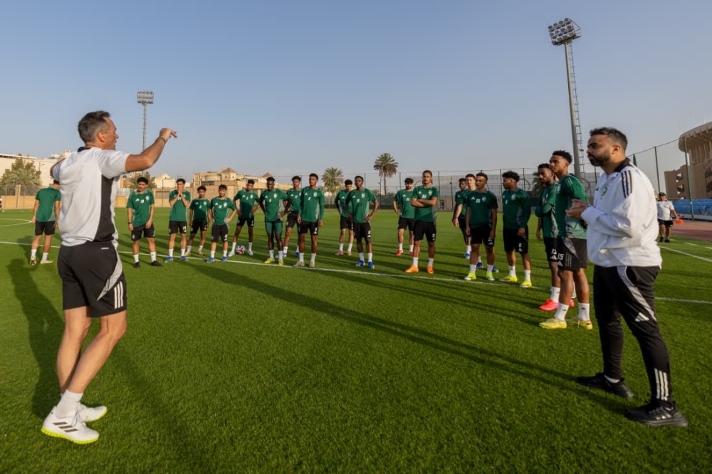 الأخضر تحت21 يفتتح تدريباته في معسكر الرياض 46 الأخضر-تحت21-يفتتح-تدريباته-في-معسكر-الرياض