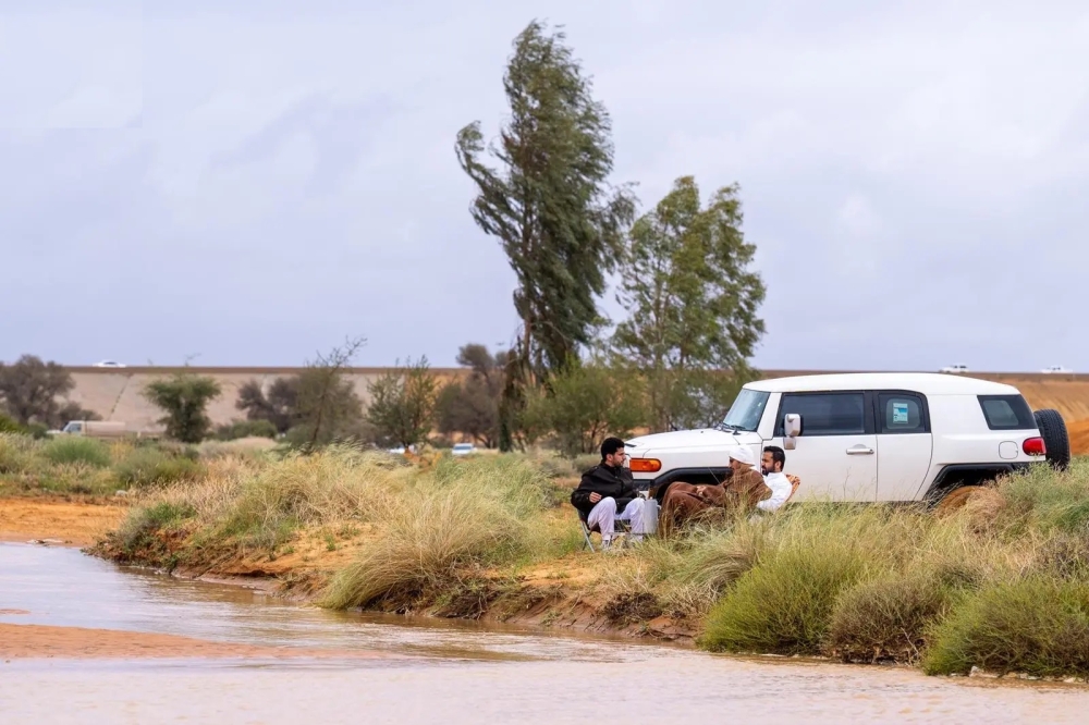 بعد الأمطار.. اعتدال الأجواء يعزز الإقبال على المتنزهات في القصيم 10 بعد-الأمطار.-اعتدال-الأجواء-يعزز-الإقبال-على-المتنزهات-في-القصيم