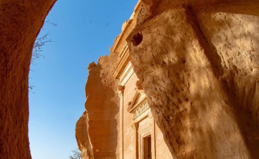 بالصور.. 141 مدفنًا صخريًا تروي تاريخ الحضارة النبطية في العُلا 11 بالصور.-141-مدفنًا-صخريًا-تروي-تاريخ-الحضارة-النبطية-في-العُلا