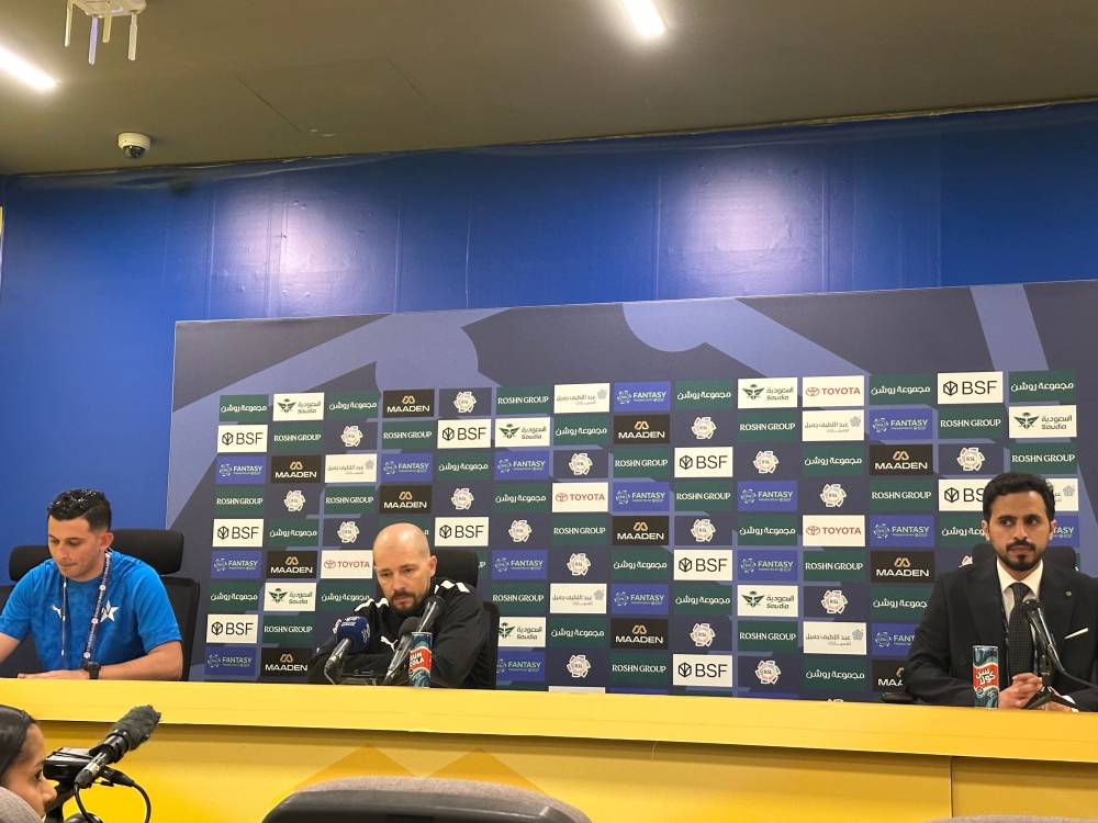 مدرب النجمة: ماحدث معنا يحدث مع ريال مدريد وبايرن ميونخ.. وفخور بمستوي اللاعبين أمام النصر 44 مدرب-النجمة:-ماحدث-معنا-يحدث-مع-ريال-مدريد-وبايرن-ميونخ.-وفخور-بمستوي-اللاعبين-أمام-النصر