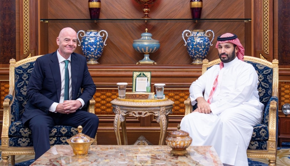 ولي العهد يستعرض مجالات التعاون مع رئيس الاتحاد الدولي لكرة القدم 55 ولي-العهد-يستعرض-مجالات-التعاون-مع-رئيس-الاتحاد-الدولي-لكرة-القدم