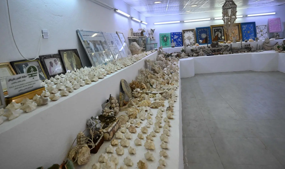 المتحف البحري بفرسان.. نافذة على كنوز البحر الأحمر وإرث المحافظة العريق 11 المتحف-البحري-بفرسان.-نافذة-على-كنوز-البحر-الأحمر-وإرث-المحافظة-العريق