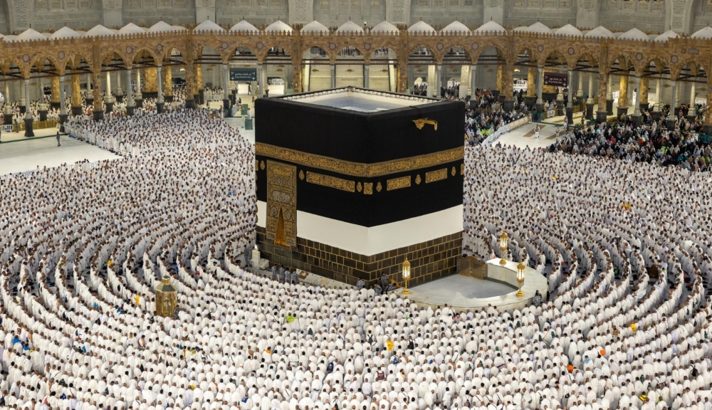 رئيس الشؤون الدينية: صيانة الكعبة امتداد لعناية القيادة بالحرمين 33 رئيس-الشؤون-الدينية:-صيانة-الكعبة-امتداد-لعناية-القيادة-بالحرمين