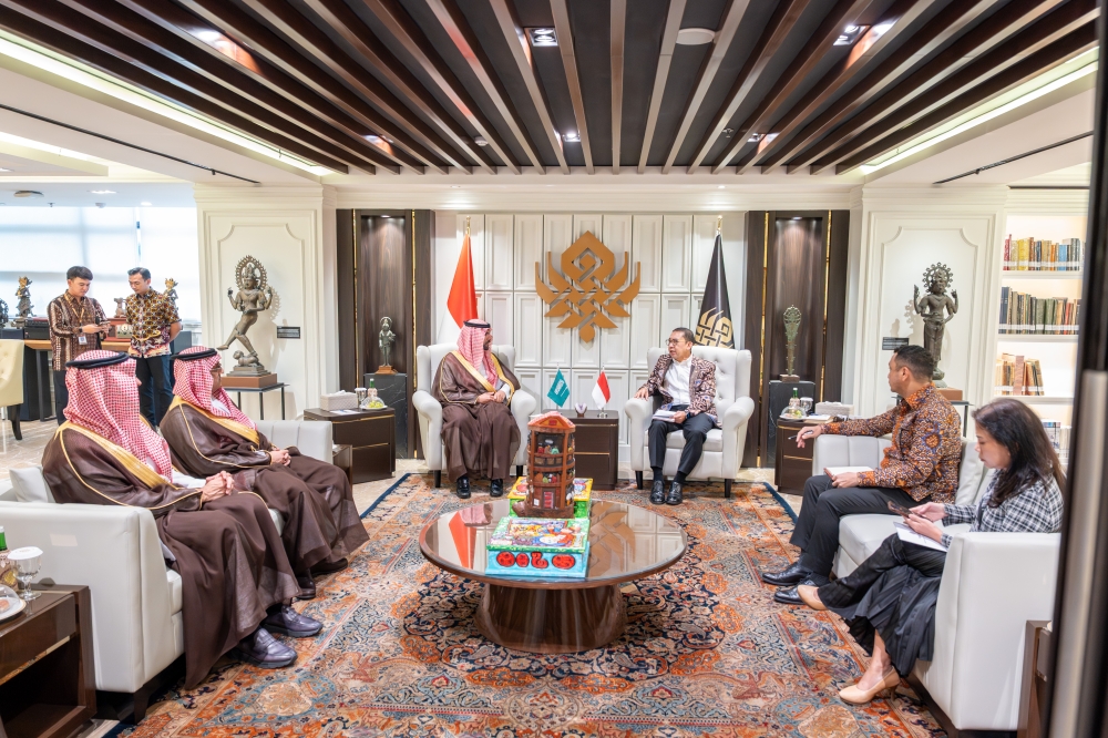 المملكة وإندونيسيا توسعان الشراكات في مجالات المتاحف والفنون واللغة والتراث 24 المملكة-وإندونيسيا-توسعان-الشراكات-في-مجالات-المتاحف-والفنون-واللغة-والتراث