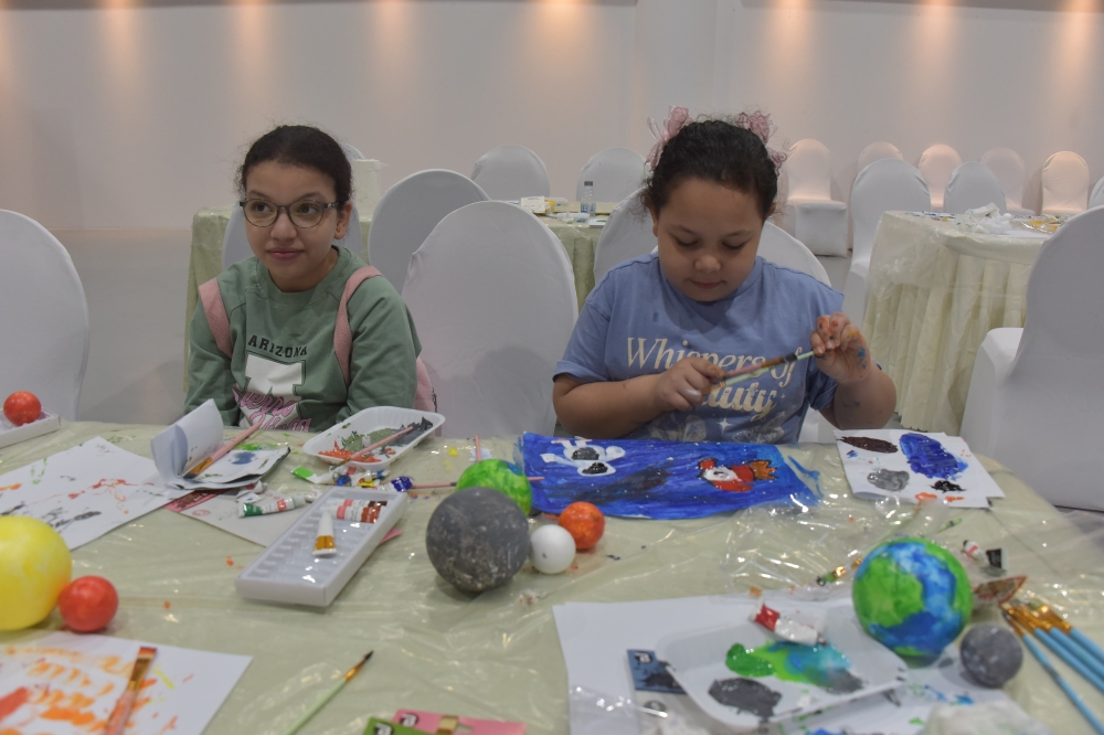 صور| المقار الحكومية تتزين بإبداعات السعوديين.. والفن يتحول إلى مسار احترافي 6 صور|-المقار-الحكومية-تتزين-بإبداعات-السعوديين.-والفن-يتحول-إلى-مسار-احترافي