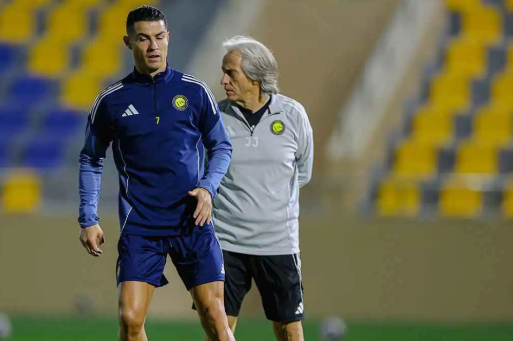 عاجل .. جيسوس يكشف سبب استبدال رونالدو في مباراة النصر والاتفاق 43 عاجل.-جيسوس-يكشف-سبب-استبدال-رونالدو-في-مباراة-النصر-والاتفاق