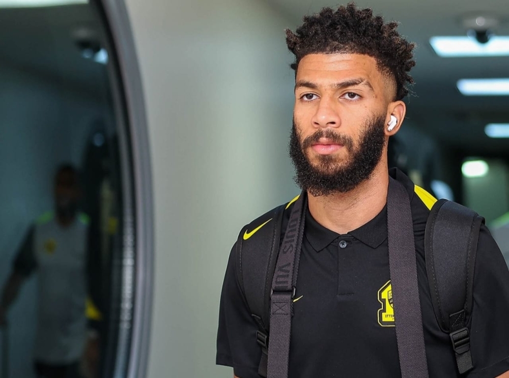 عاجل.. اشتباك بين عبدالرحمن العبود وجماهير الاتحاد عقب مباراة ماتشيدا.. ومحمد نور يتدخل 47 عاجل-اشتباك-بين-عبدالرحمن-العبود-وجماهير-الاتحاد-عقب-مباراة-ماتشيدا.-ومحمد-نور-يتدخل