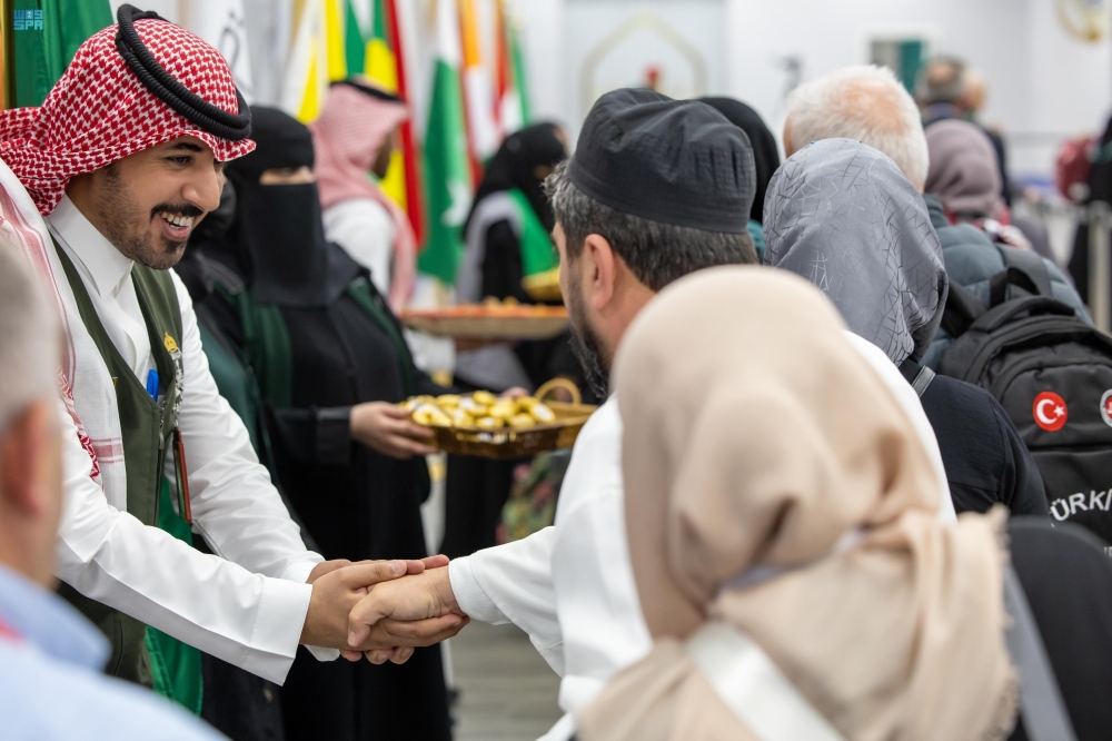 وصول أولى رحلات مستفيدي مبادرة "طريق مكة" من مطار إسطنبول الدولي 1 وصول-أولى-رحلات-مستفيدي-مبادرة-“طريق-مكة”-من-مطار-إسطنبول-الدولي