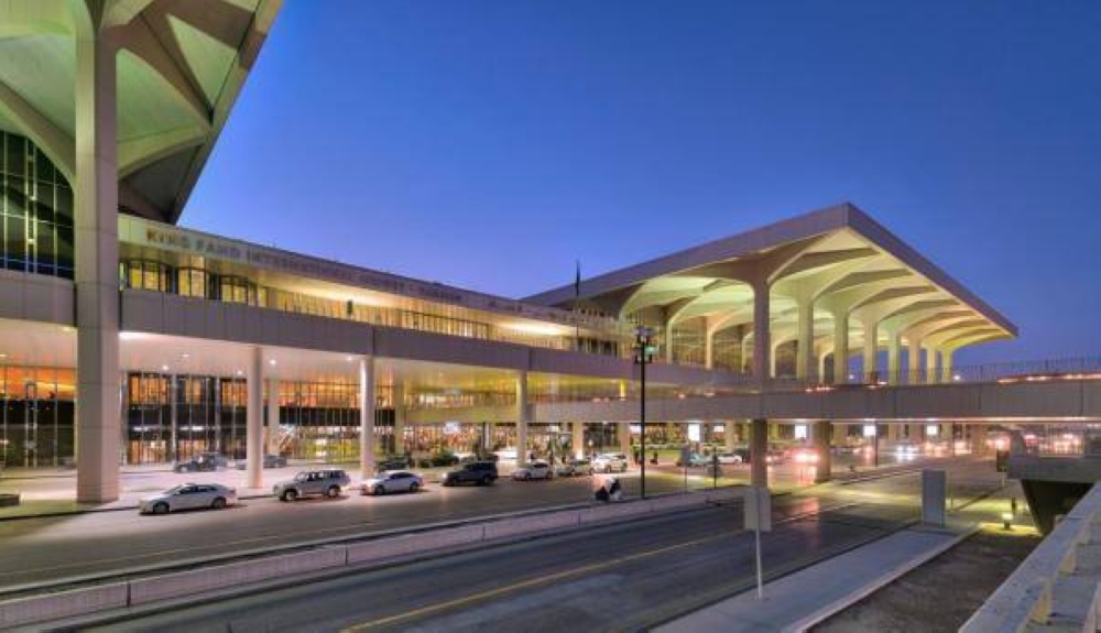 عبر مطار الدمام.. مطارات المملكة تعزز الربط الإقليمي مع استئناف رحلات طيران الجزيرة إلى بيروت 2 عبر-مطار-الدمام.-مطارات-المملكة-تعزز-الربط-الإقليمي-مع-استئناف-رحلات-طيران-الجزيرة-إلى-بيروت