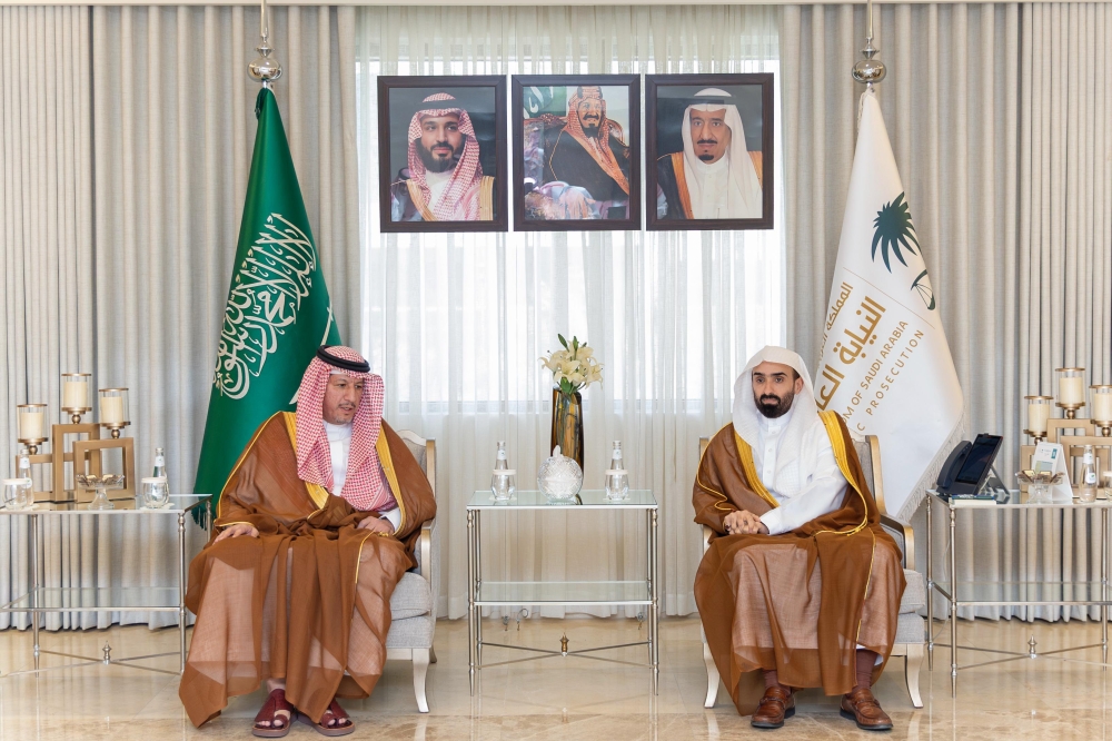 النائب العام يبحث رفع كفاءة إجراءات قضايا الفساد مع رئيس "نزاهة" 33 النائب-العام-يبحث-رفع-كفاءة-إجراءات-قضايا-الفساد-مع-رئيس-“نزاهة”