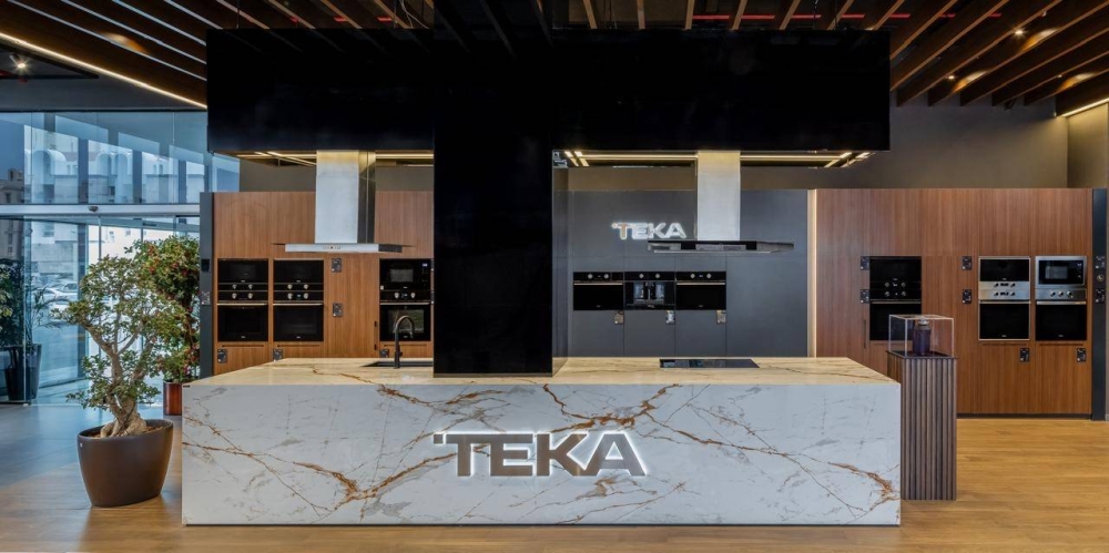 تيكا تعزز توسعها في المملكة وتبرم شراكة مع كوسينتينو لتقديم حلول مطابخ فاخرة 63 تيكا-تعزز-توسعها-في-المملكة-وتبرم-شراكة-مع-كوسينتينو-لتقديم-حلول-مطابخ-فاخرة