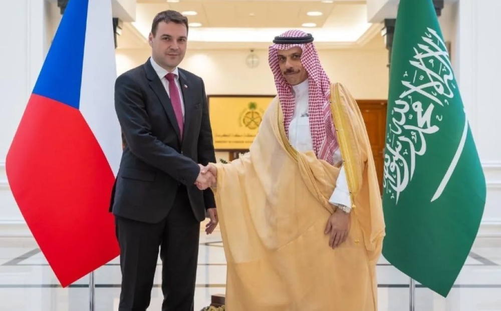 تتصل بالعلاقات الثنائية.. ولي العهد يتلقى رسالة خطية من رئيس وزراء التشيك 38 تتصل-بالعلاقات-الثنائية.-ولي-العهد-يتلقى-رسالة-خطية-من-رئيس-وزراء-التشيك