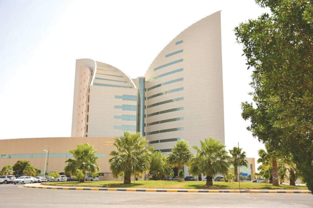 الموعد ورابط التقديم.. جامعة نجران تطرح وظائف صحية عبر منصة "مسار" 35 الموعد-ورابط-التقديم.-جامعة-نجران-تطرح-وظائف-صحية-عبر-منصة-“مسار”