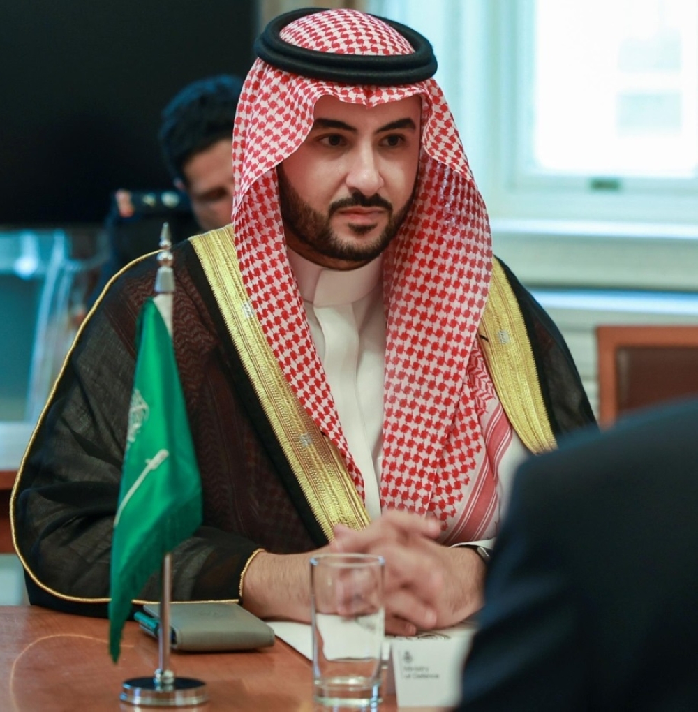 وزير الدفاع يبحث العلاقات الثنائية والتطورات في المنطقة مع نظيره السويدي 58 وزير-الدفاع-يبحث-العلاقات-الثنائية-والتطورات-في-المنطقة-مع-نظيره-السويدي