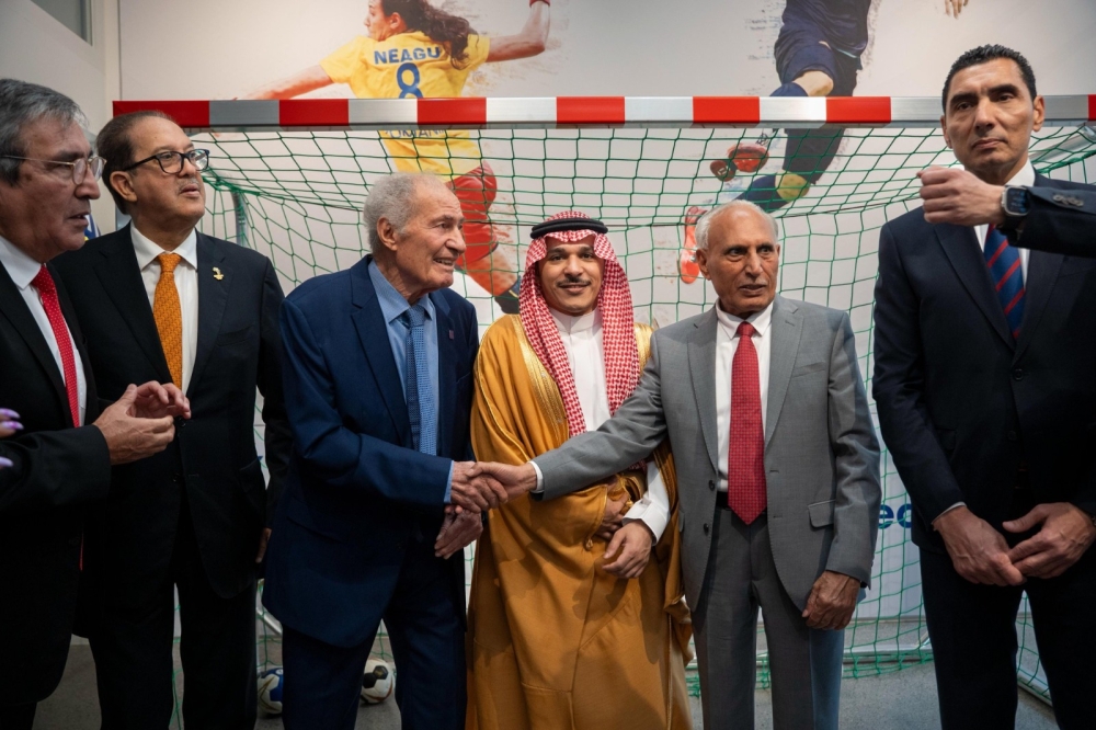 حسن هلال يشهد افتتاح مقر الاتحاد الدولي لكرة اليد 46 حسن-هلال-يشهد-افتتاح-مقر-الاتحاد-الدولي-لكرة-اليد