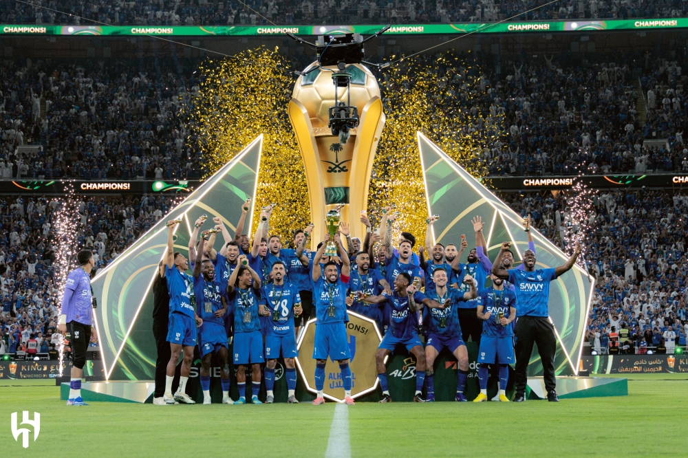 ماذا قالت الصحف العالمية عن تتويج كريم بنزيما والهلال بكأس الملك؟ 44 ماذا-قالت-الصحف-العالمية-عن-تتويج-كريم-بنزيما-والهلال-بكأس-الملك؟