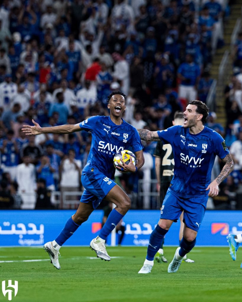 ناصر الدوسري.. رجل النهائيات يقود الهلال إلى للتتويج بكأس الملك بهدف حاسم أمام الخلود 11 ناصر-الدوسري.-رجل-النهائيات-يقود-الهلال-إلى-للتتويج-بكأس-الملك-بهدف-حاسم-أمام-الخلود