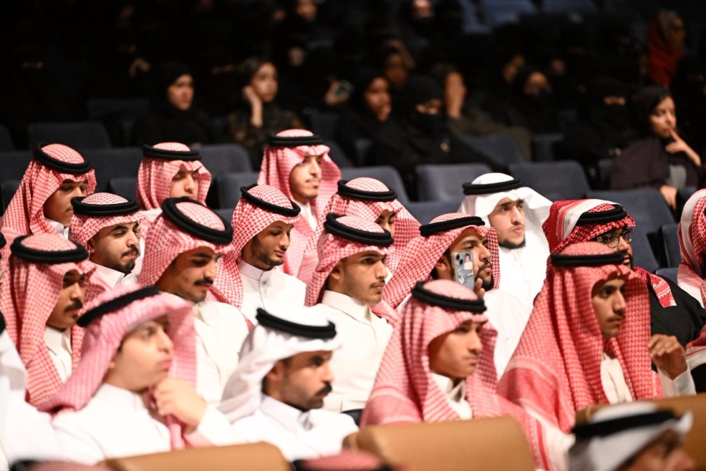 ملتقى بجامعة الملك عبدالعزيز يناقش التشريعات والحوكمة لتعزيز الاستثمار الرياضي 54 ملتقى-بجامعة-الملك-عبدالعزيز-يناقش-التشريعات-والحوكمة-لتعزيز-الاستثمار-الرياضي