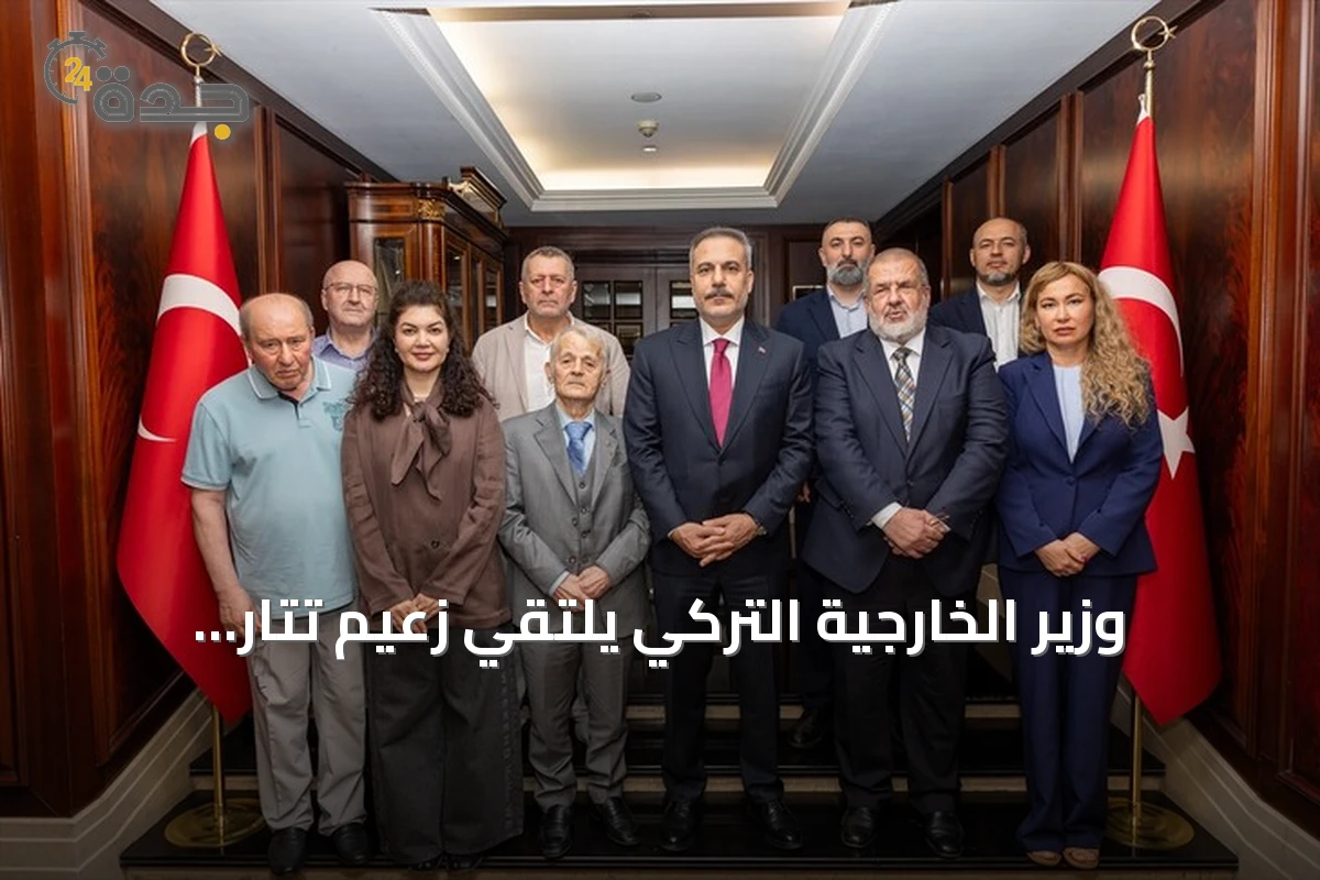 وزير الخارجية التركي يلتقي زعيم تتار القرم في كييف